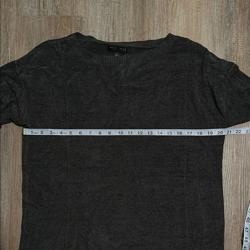 Barefoot Dreams Gray Crew Neck Sweater Soft Knit Relaxed Fit - Picture 4 of 4